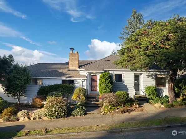 3786 SW Grayson Street, Seattle, WA 98126