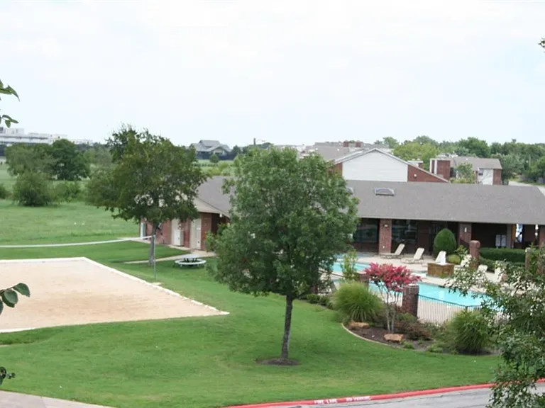3532 Chatham Green Ln — Photo 17