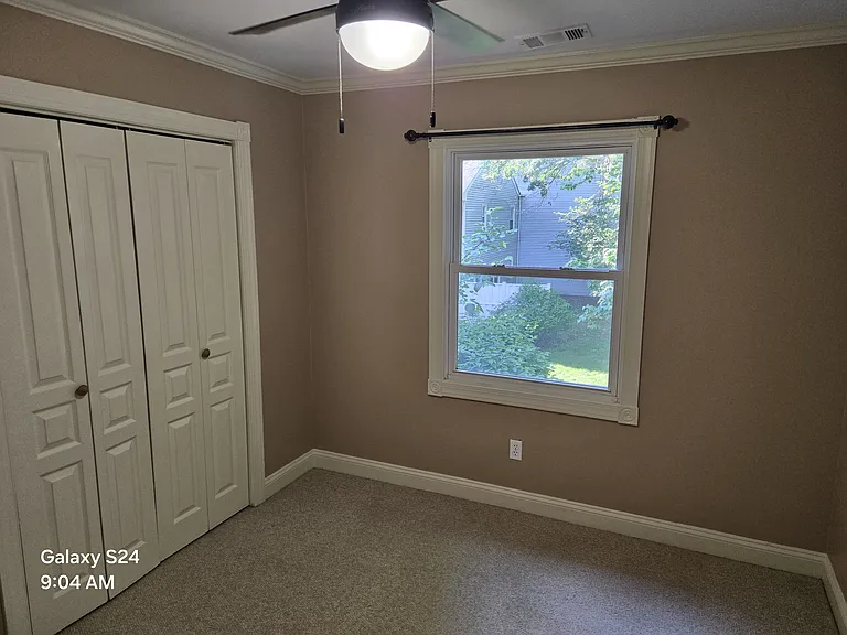 19 Dallenbach Ln — Photo 13