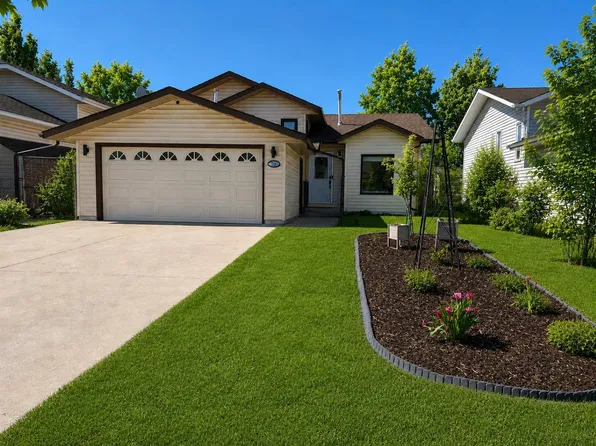 7818 Mission Heights Dr, Grande Prairie, AB T8W 1Y2