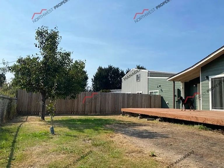 116 Taylor Rd — Photo 26