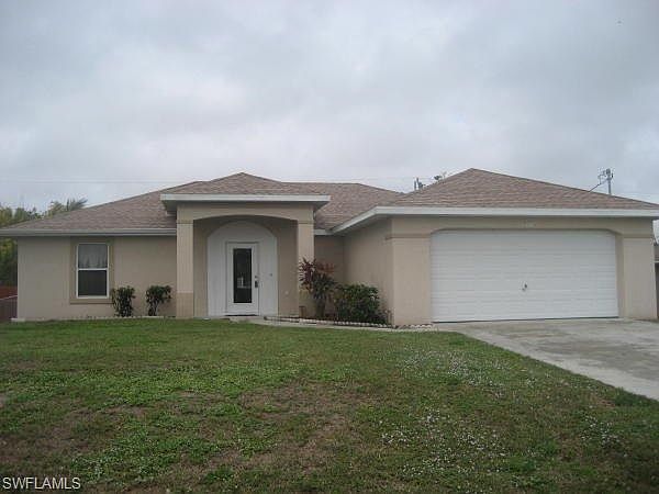 1st image of 927 SW 36th St