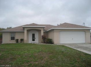 927 SW 36th St, Cape Coral, FL 33914