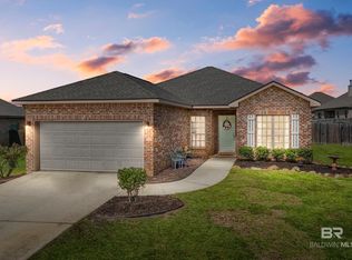 745 Bonaventure St, Fairhope, AL 36532