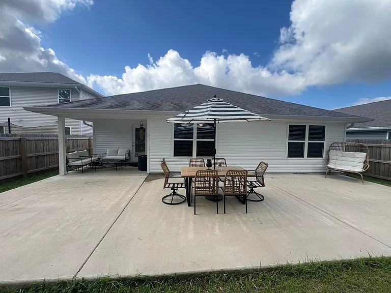 5253 Peach Dr — Photo 16