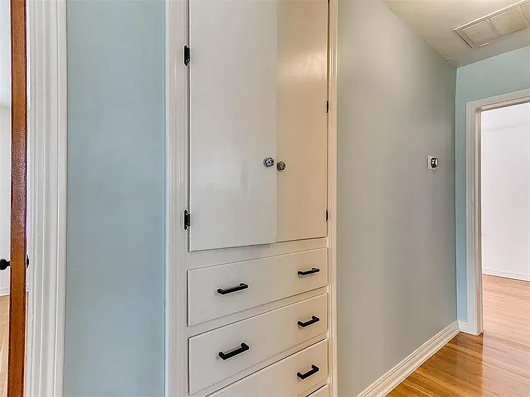 706 S Williams Ave — Photo 15