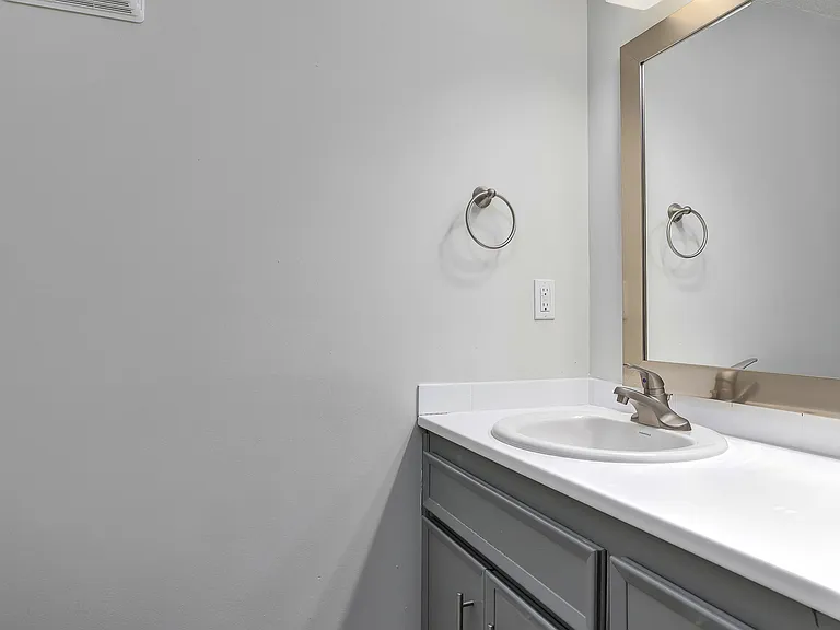 Willow - Half Bath