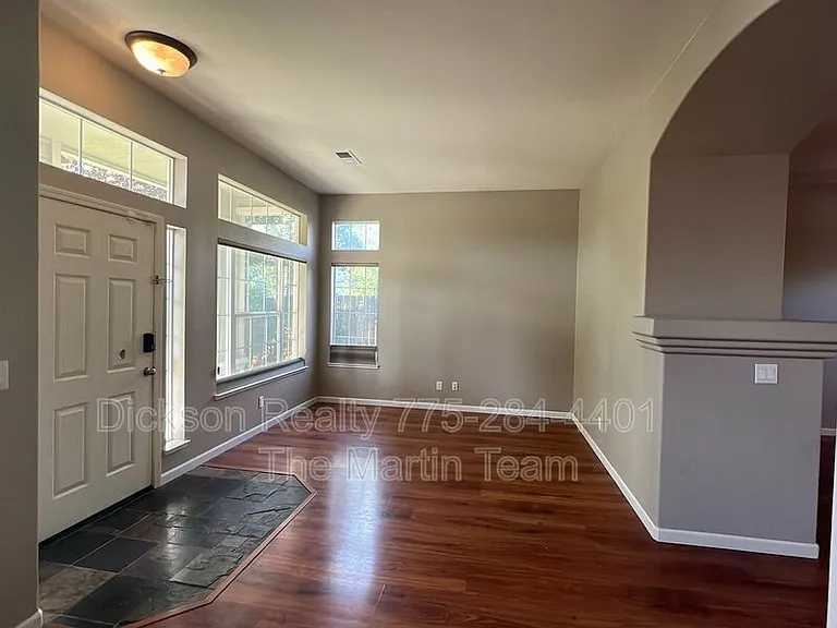3340 Sansol Ct — Photo 4