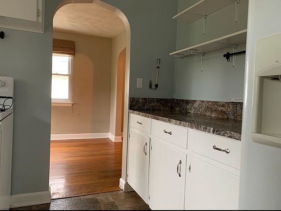 2nd image of 137 Keller Ln
