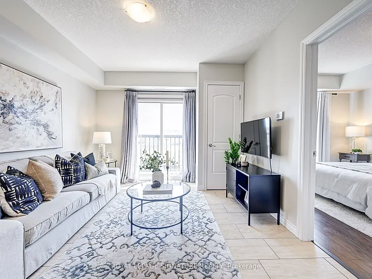 886 Golf Links Rd #205 — Photo 3