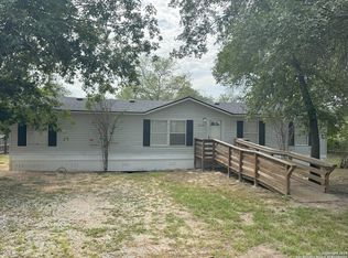 23139 Hickory Shadow, Elmendorf, TX 78112