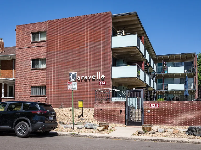 The Caravelle — Photo 8