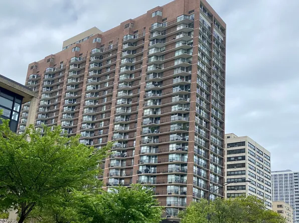4170 N Marine Dr APT 18M, Chicago, IL 60613
