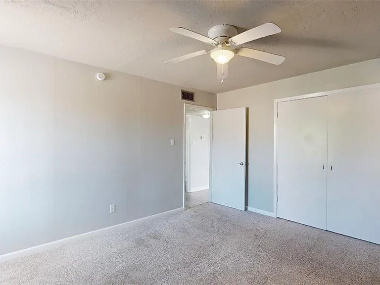 3800 E 29th St #5 — Photo 13