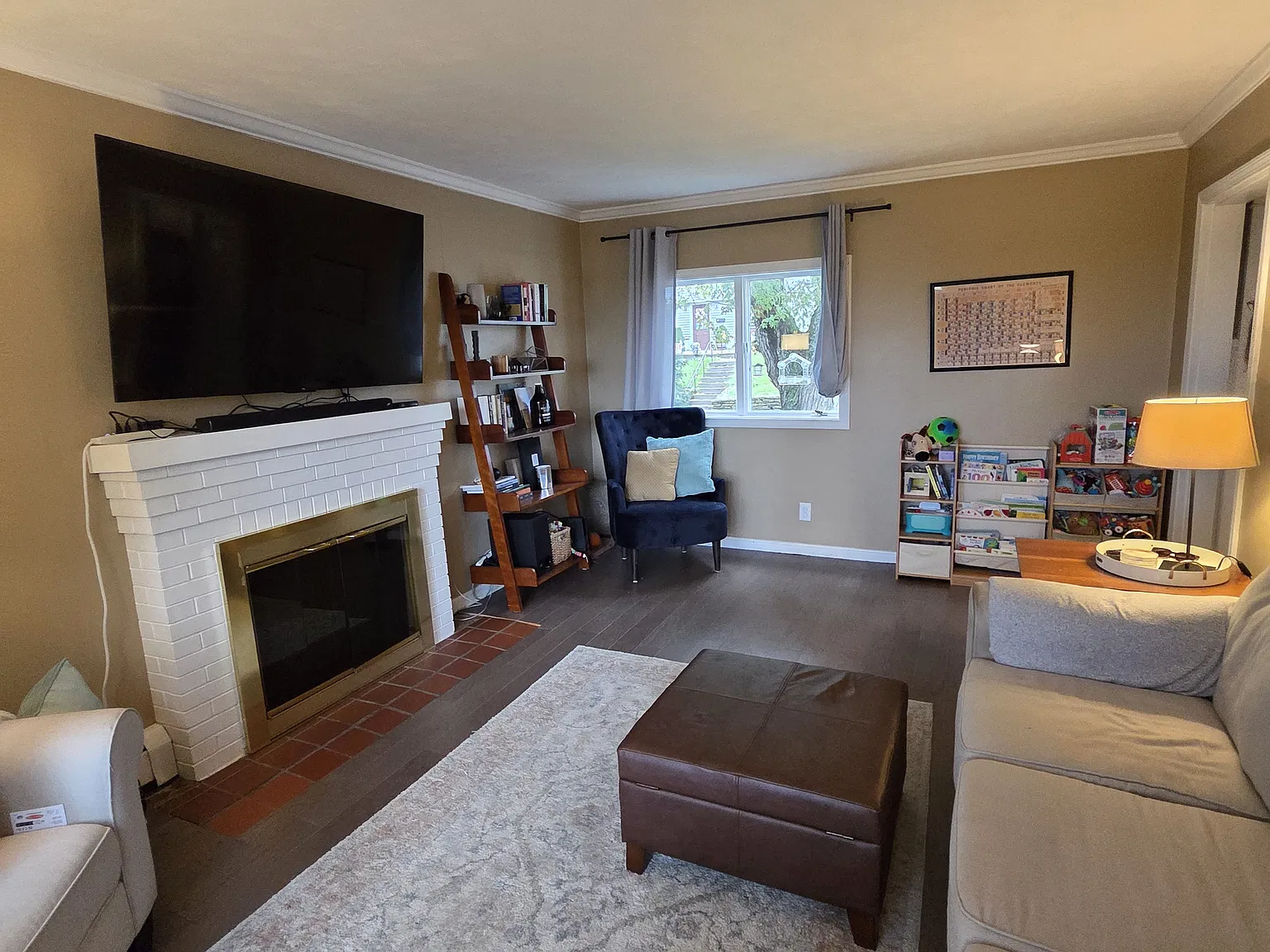 2 bed, 945 sqft, $2,500 — Photo 3