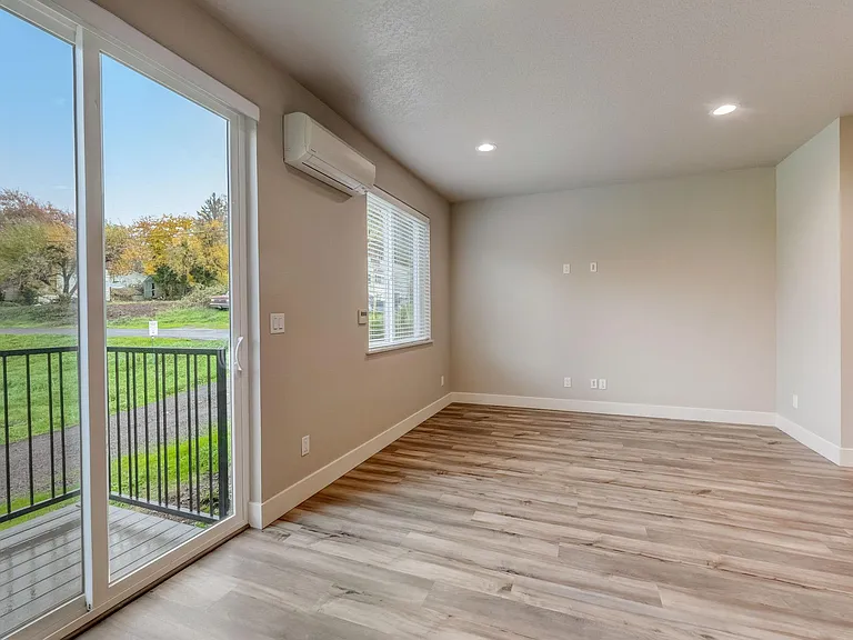 Harley Townhomes — Photo 31