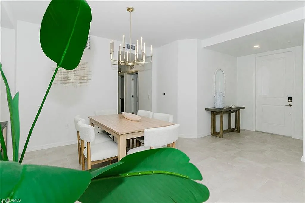3 bed, 2.0 bath, 1741 sqft, $7,295 — Photo 1