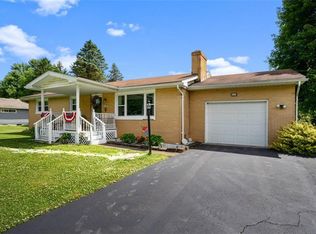44 Valley View Dr, New Wilmington, PA 16142