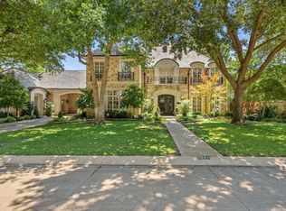 1521 River Crest Ct, Fort Worth, TX 76107