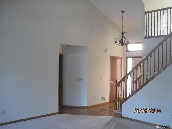2nd image of 3560 Stoneridge Ct