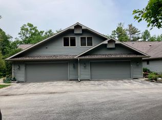 4646 Ridge Crest Rd UNIT 2, Sturgeon Bay, WI 54235
