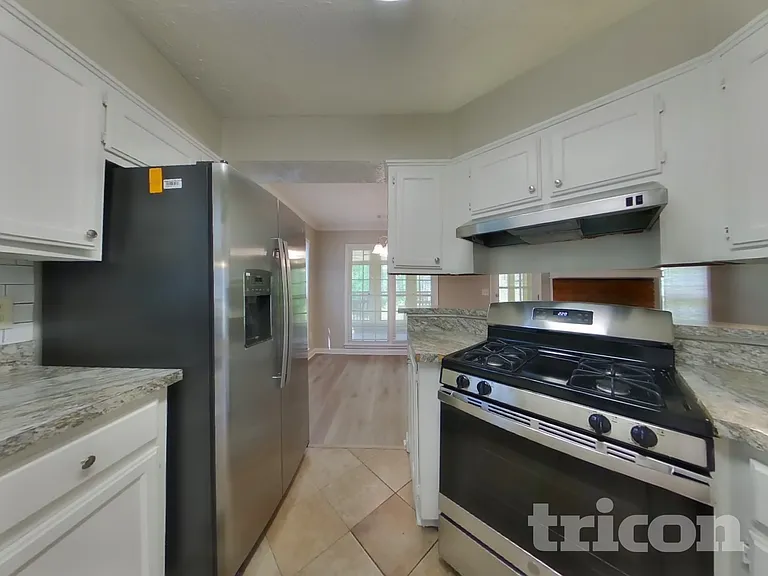 2651 Laurel Woods Ln SE — Photo 7