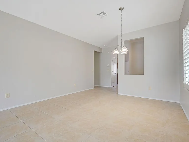 7925 Fantail Dr — Photo 11