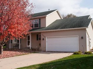 4506 Acorn Ln NW, Rochester, MN 55901