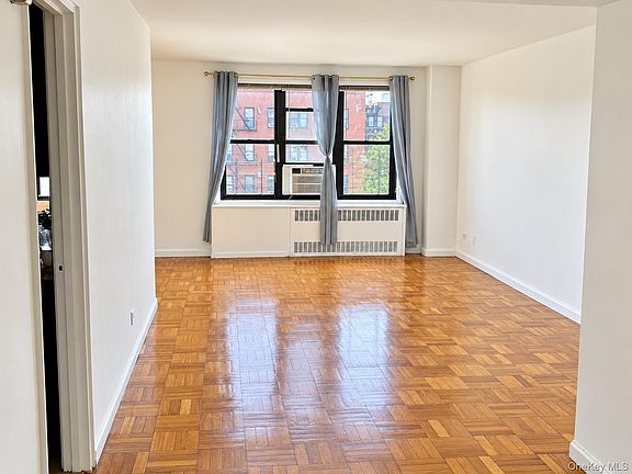 5th image of 2835 Webb #7E