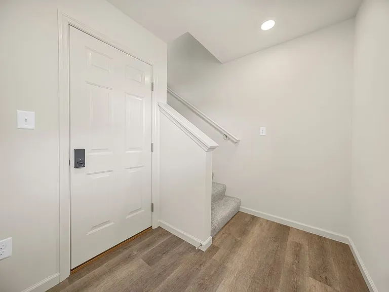176 Canal Cottage Aly — Photo 20