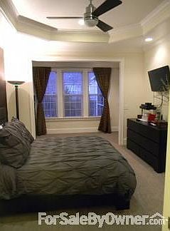 Spacious Master Bedroom w luxury carpet.