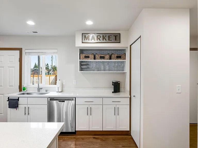1519 S Washington St — Photo 19