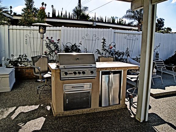 BBQ Island 