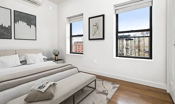 Rented by REAL New York | media 4