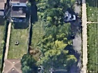 655 N Lotus Ave, Chicago, IL