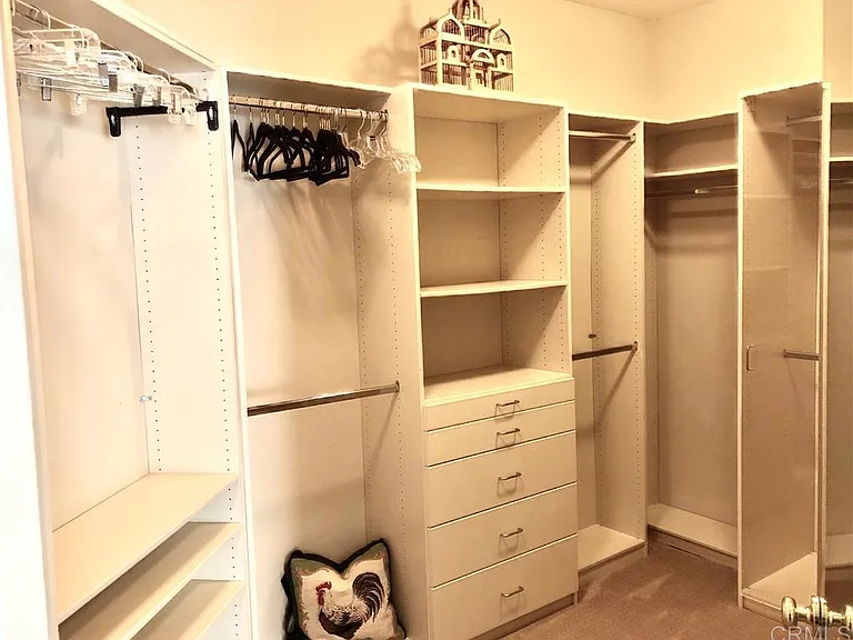 459 Lexington Cir — Photo 14