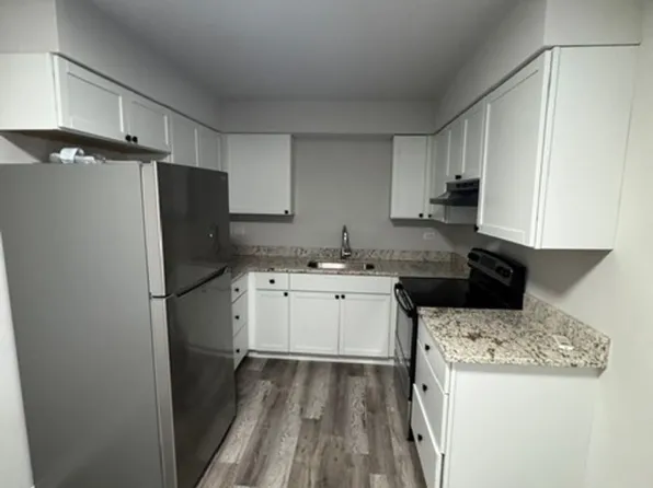 4329 West Park Lane Drive, 4329 W Park Lane Dr APT 3C, Alsip, IL 60803