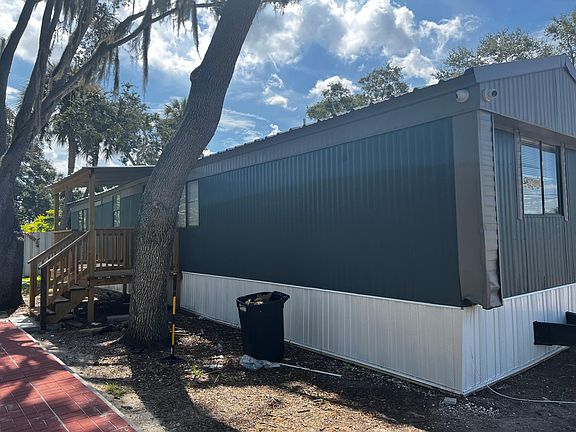 3rd image of 11224 Restwood Dr #800