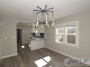 Cozy 2B/2BA with office/den, San Diego, CA 92104