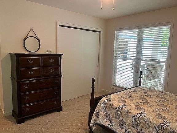 4th image of 186 Hummingbird Ln