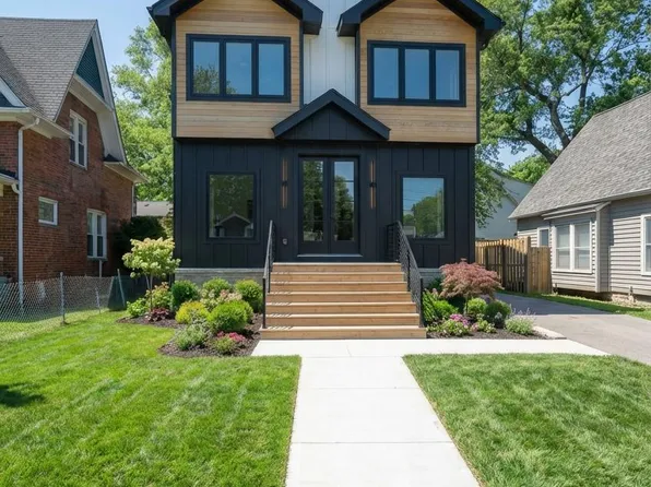 205 Pine St, Rochester, MI 48307