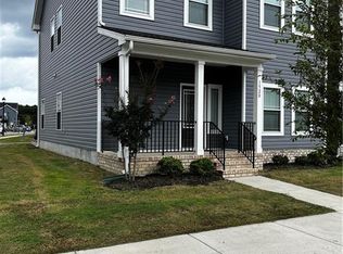 1520 Waltham Ln, Newport News, VA 23608