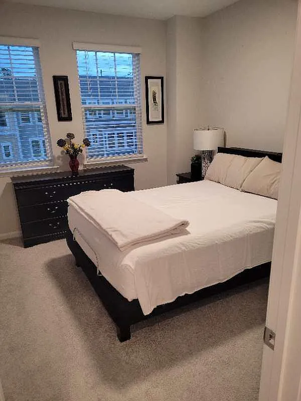 1 bed, 2229 sqft, $750 — Photo 1