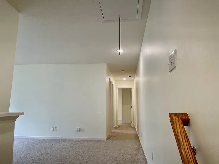 112 Student Pl — Photo 15