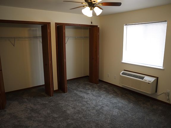 5th image of 106 Gardens Ct APT 15