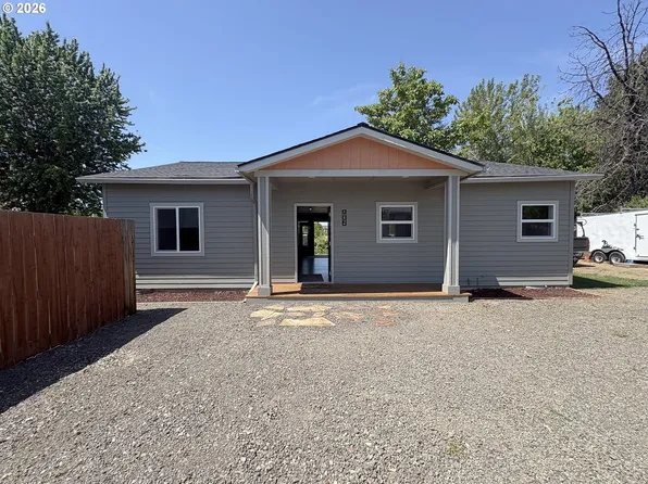 905 Cowl St, Milton Freewater, OR 97862