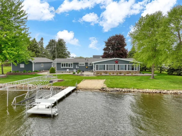 347 Moser Dr, Bronson, MI 49028