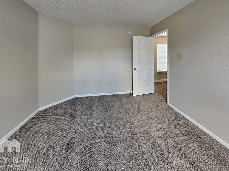 12632 Endurance Dr — Photo 11