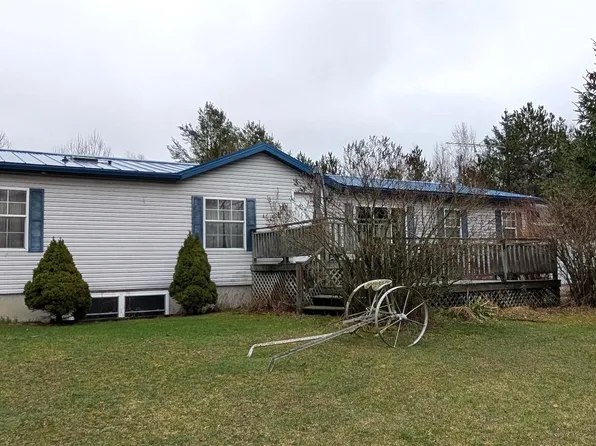 N4568 Schacht Rd, Marinette, WI 54143