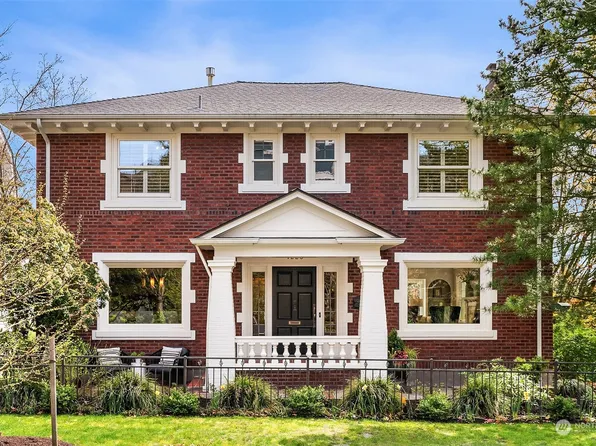 1228 Bigelow Avenue N, Seattle, WA 98109